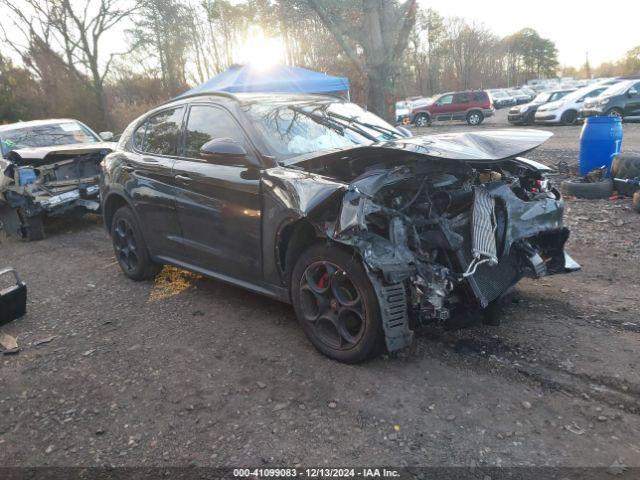  Salvage Alfa Romeo Stelvio