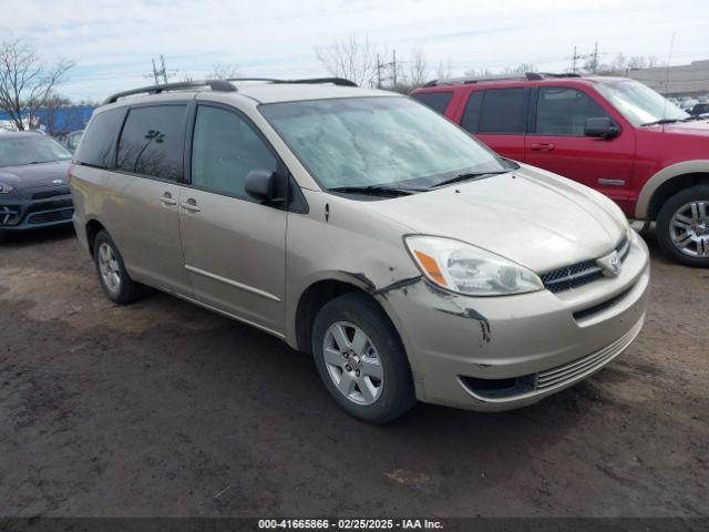  Salvage Toyota Sienna