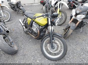  Salvage Moto Guzzi V7