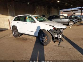  Salvage Jeep Grand Cherokee