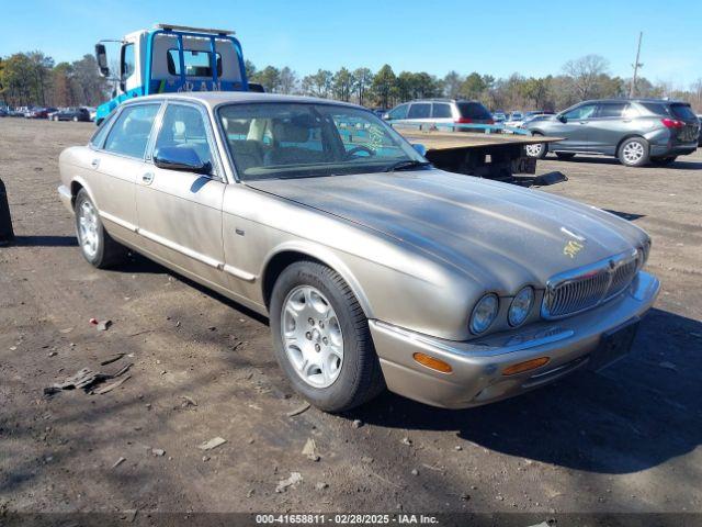  Salvage Jaguar XJ