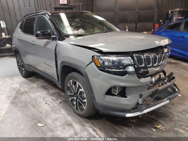  Salvage Jeep Compass