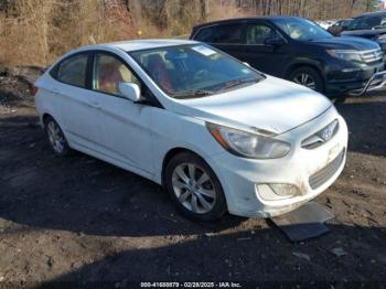  Salvage Hyundai ACCENT