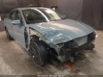  Salvage Hyundai ELANTRA