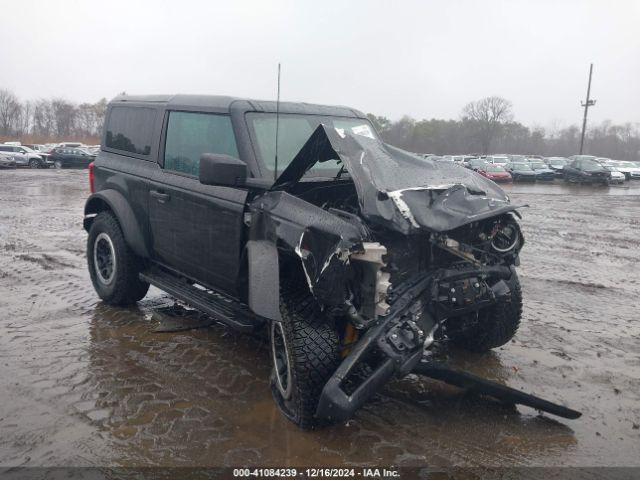  Salvage Ford Bronco