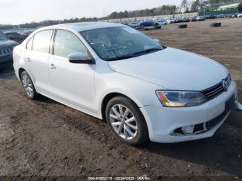  Salvage Volkswagen Jetta