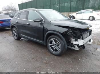  Salvage Mercedes-Benz GLA