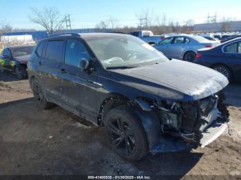  Salvage Volkswagen Tiguan