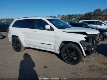  Salvage Jeep Grand Cherokee