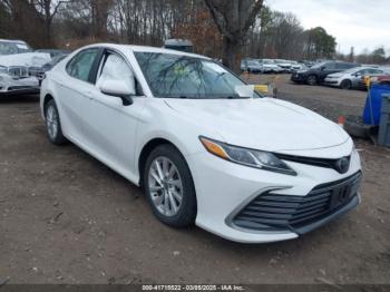  Salvage Toyota Camry