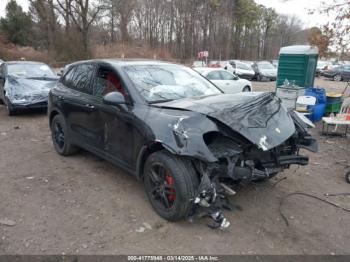  Salvage Porsche Cayenne