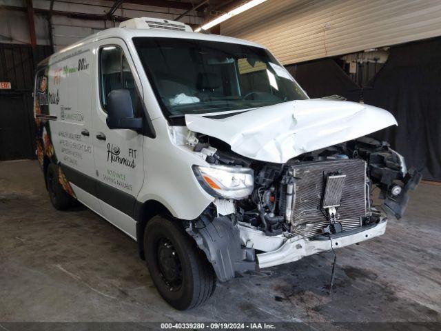  Salvage Mercedes-Benz Sprinter 2500