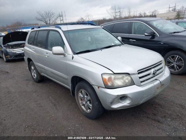  Salvage Toyota Highlander