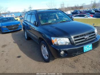  Salvage Toyota Highlander