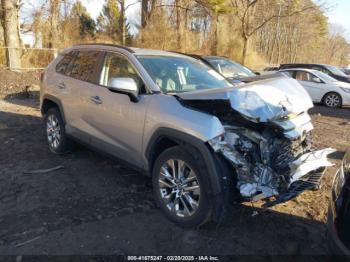  Salvage Toyota RAV4