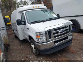  Salvage Ford E-450