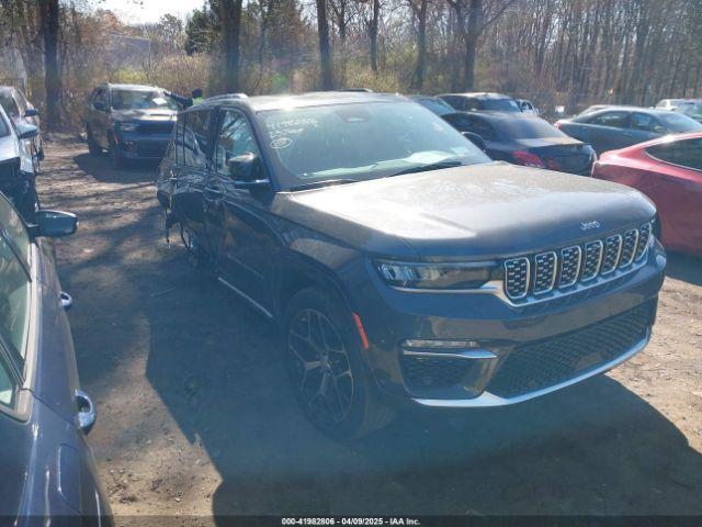  Salvage Jeep Grand Cherokee