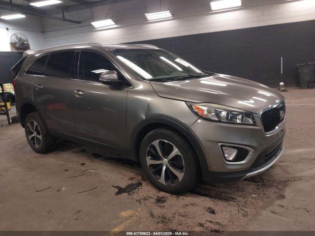  Salvage Kia Sorento