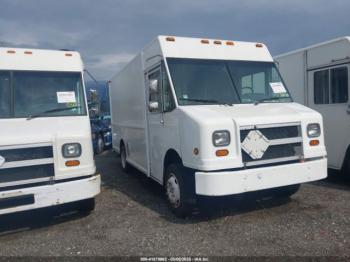 Salvage Freightliner Chassis