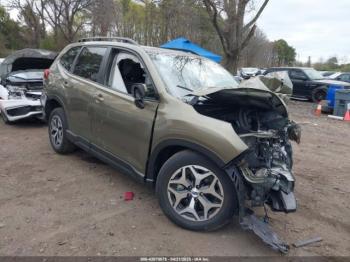  Salvage Subaru Forester