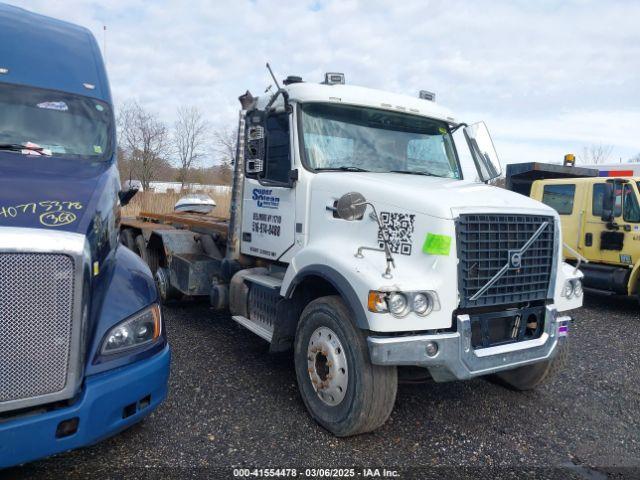  Salvage Volvo Vhd
