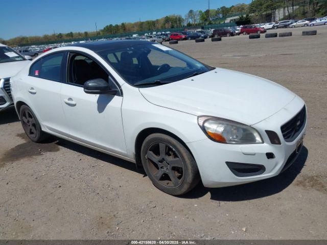 Salvage Volvo S60
