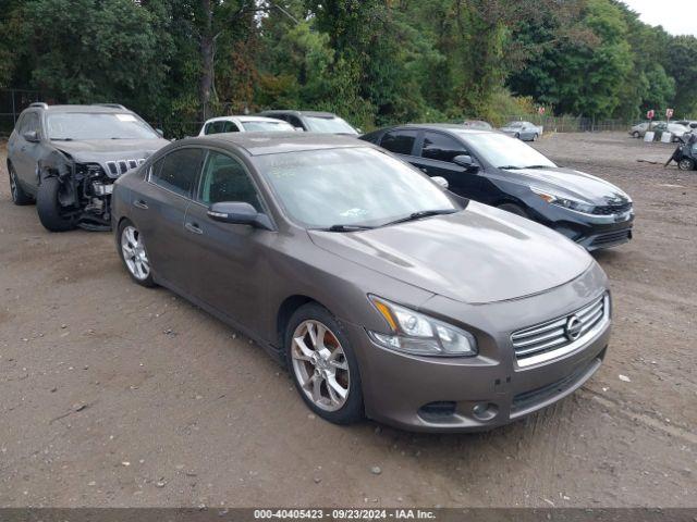  Salvage Nissan Maxima