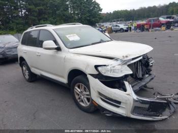  Salvage Volkswagen Touareg