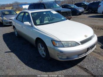  Salvage Lexus Es