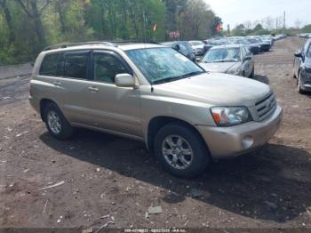  Salvage Toyota Highlander