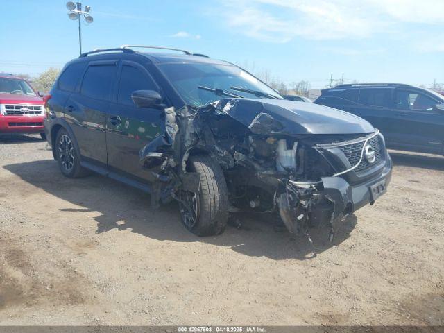  Salvage Nissan Pathfinder