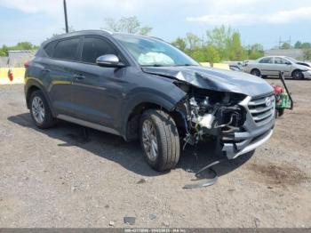  Salvage Hyundai TUCSON