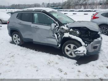  Salvage Jeep Compass
