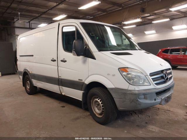 Salvage Mercedes-Benz Sprinter 2500