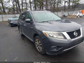  Salvage Nissan Pathfinder
