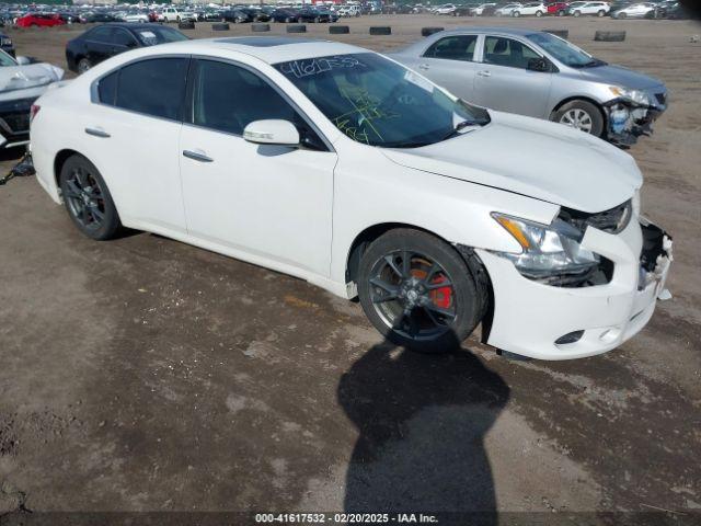  Salvage Nissan Maxima