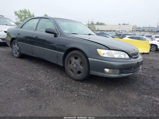  Salvage Lexus Es