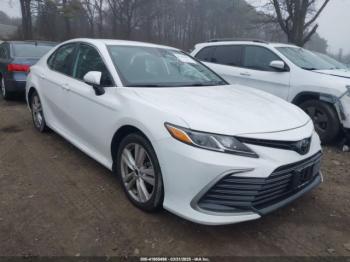 Salvage Toyota Camry