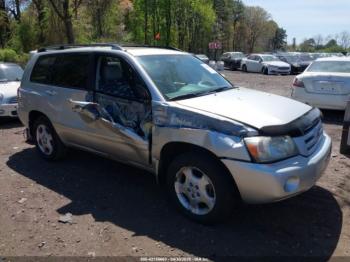  Salvage Toyota Highlander