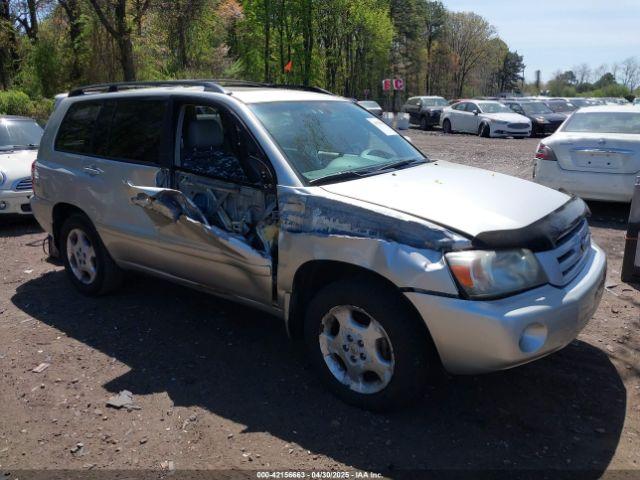  Salvage Toyota Highlander