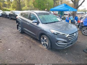  Salvage Hyundai TUCSON