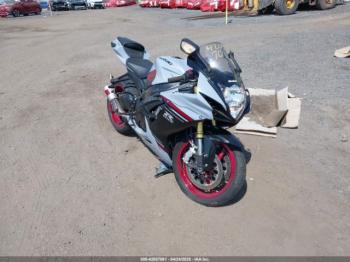  Salvage Suzuki Gsx-r750