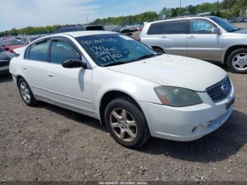  Salvage Nissan Altima