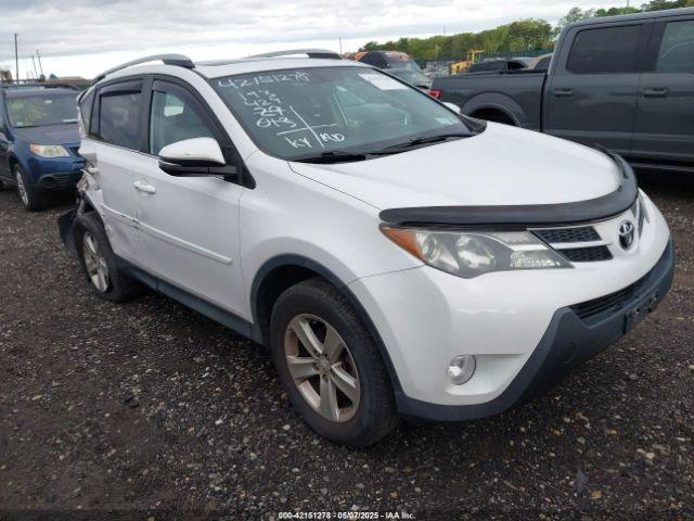  Salvage Toyota RAV4