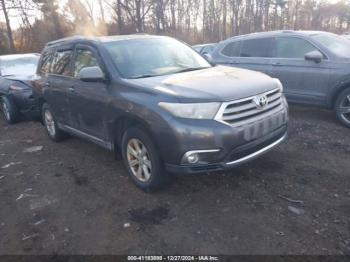  Salvage Toyota Highlander