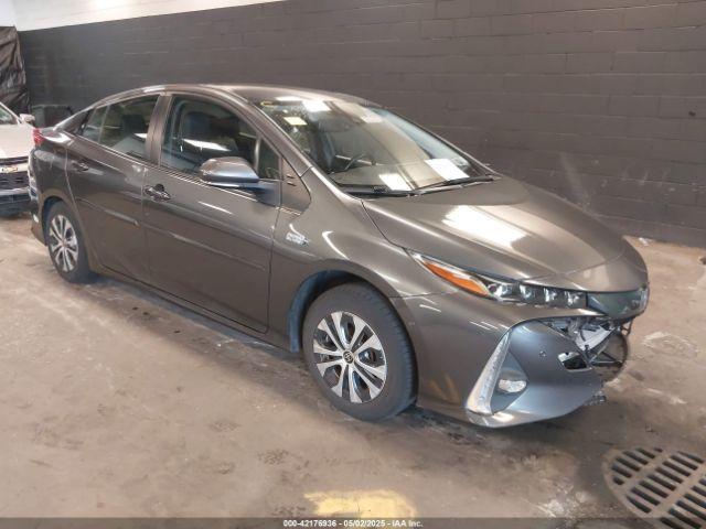  Salvage Toyota Prius Prime