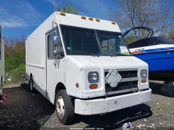  Salvage Freightliner Chassis