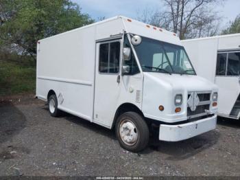  Salvage Freightliner Chassis