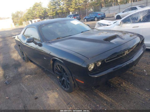  Salvage Dodge Challenger