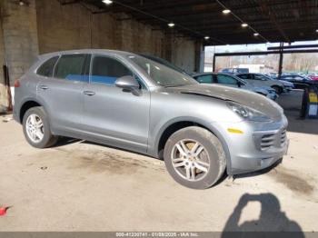  Salvage Porsche Cayenne